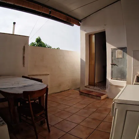 Ferienhaus A Tre Passi Dal Mare Capilungo